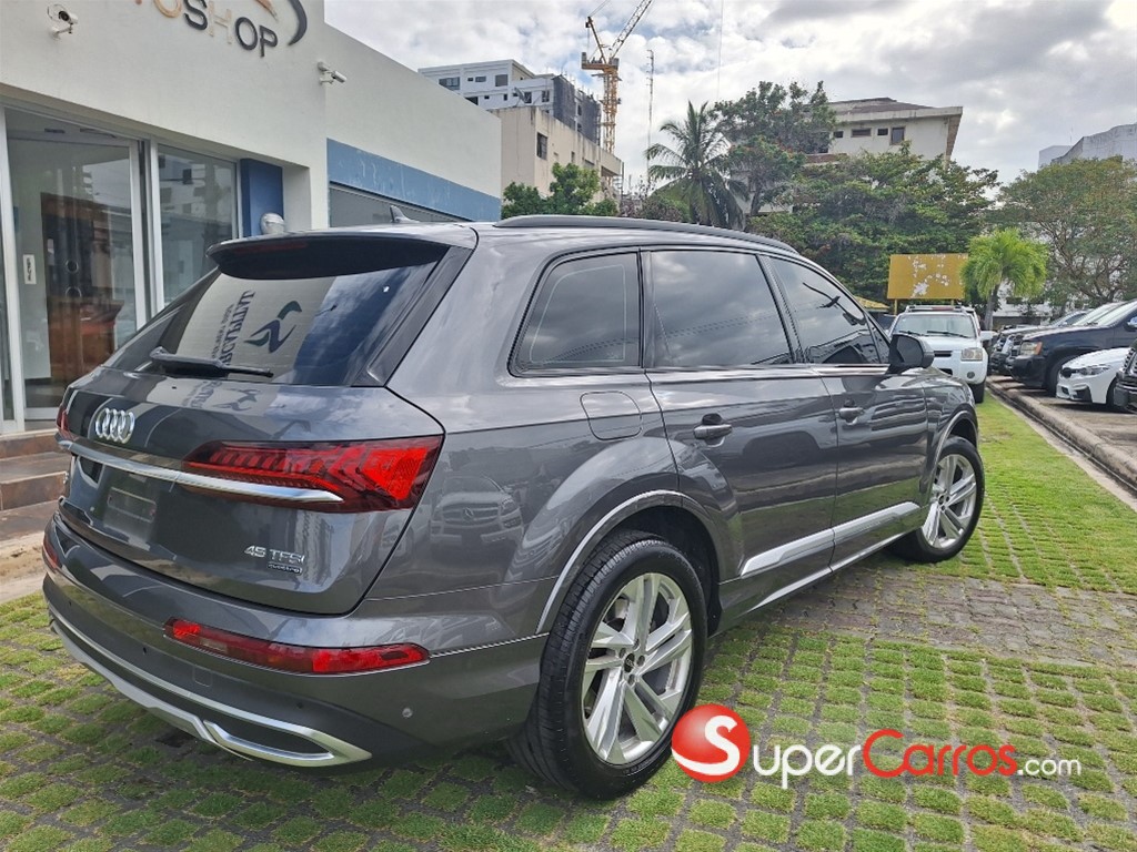 2022 Audi Q7 45 TFSI Quattro Design Plus — foto 8 / 12
