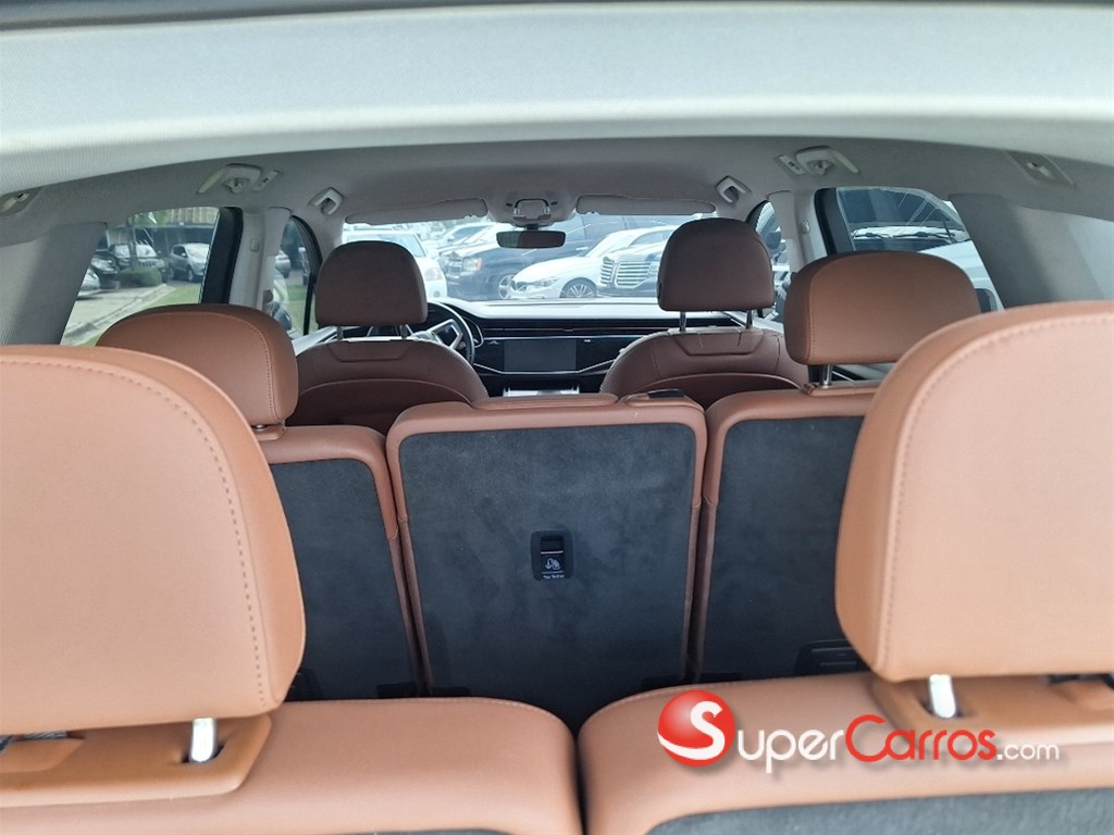 2022 Audi Q7 45 TFSI Quattro Design Plus — foto 11 / 12