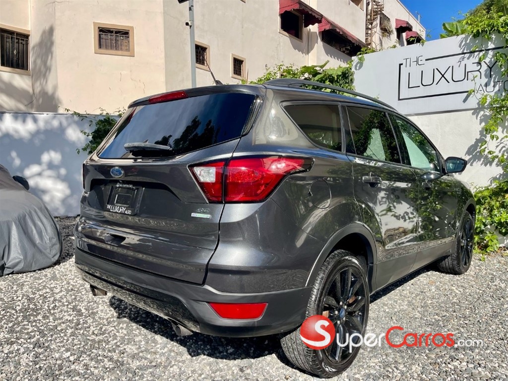 2019 Ford Escape SEL Ecoboost — foto 5 / 10
