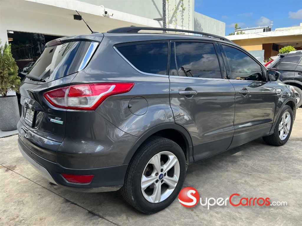 2014 Ford Escape — foto 2 / 7