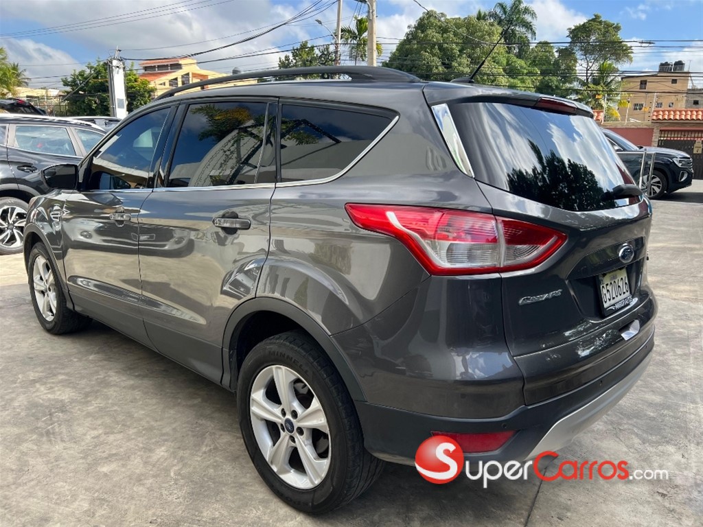 2014 Ford Escape — foto 5 / 7