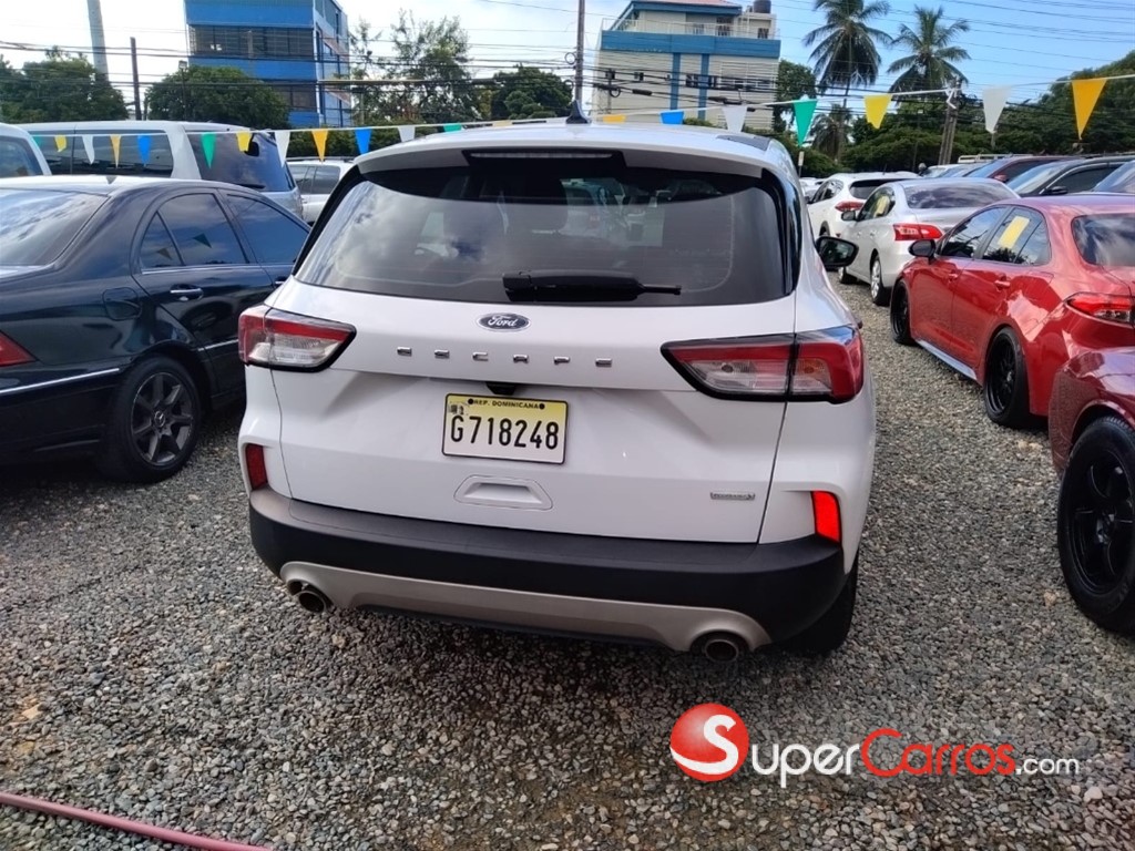 2020 Ford Escape — foto 6 / 11