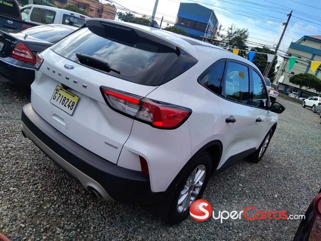 2020 Ford Escape — foto 8 / 11