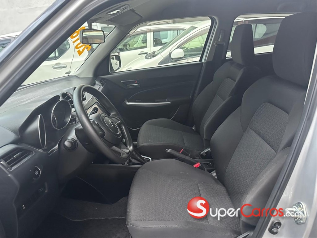 2018 Suzuki Swift — foto 3 / 8