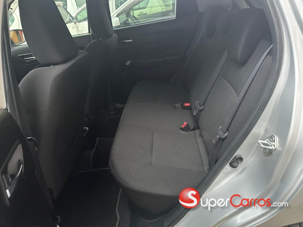2018 Suzuki Swift — foto 5 / 8