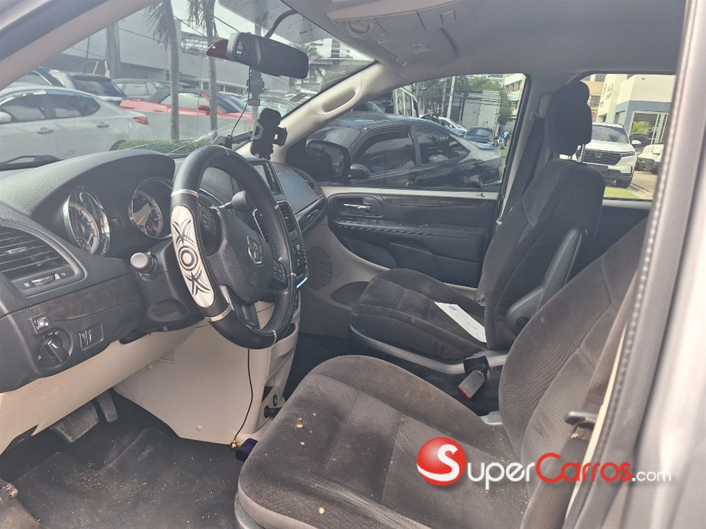 2018 Dodge Grand Caravan — foto 6 / 7