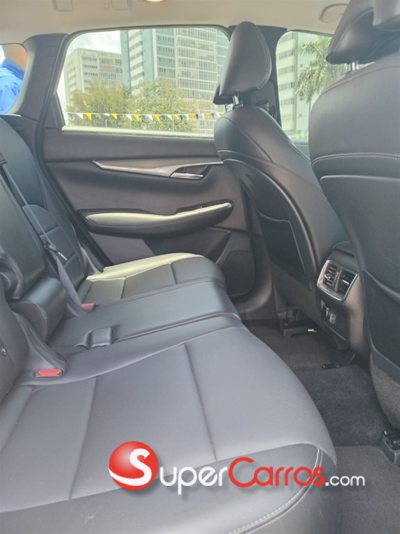 2021 Infiniti QX-50 Luxe — foto 5 / 12