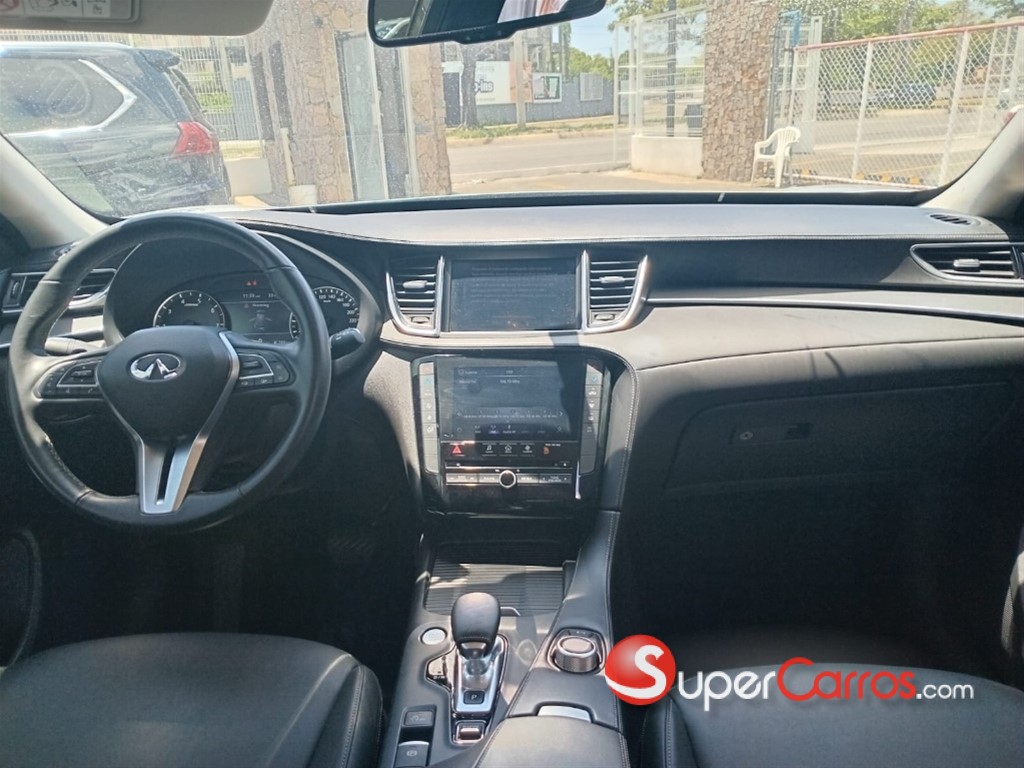 2021 Infiniti QX-50 Luxe — foto 6 / 12