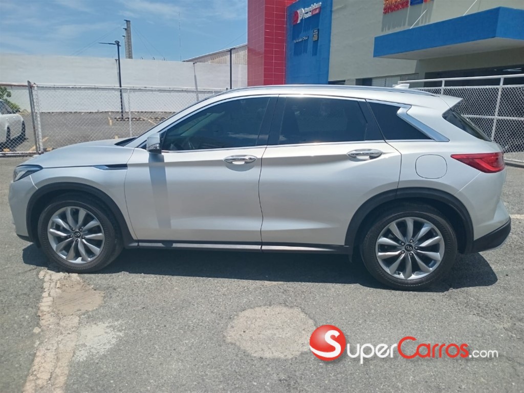 2021 Infiniti QX-50 Luxe — foto 10 / 12