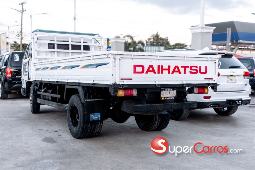 2007 Daihatsu Delta Cama larga — foto 4 / 10
