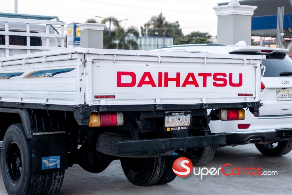 2007 Daihatsu Delta Cama larga — foto 9 / 10