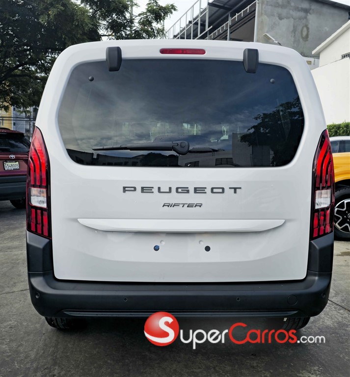 2026 Peugeot Rifter — foto 8 / 12