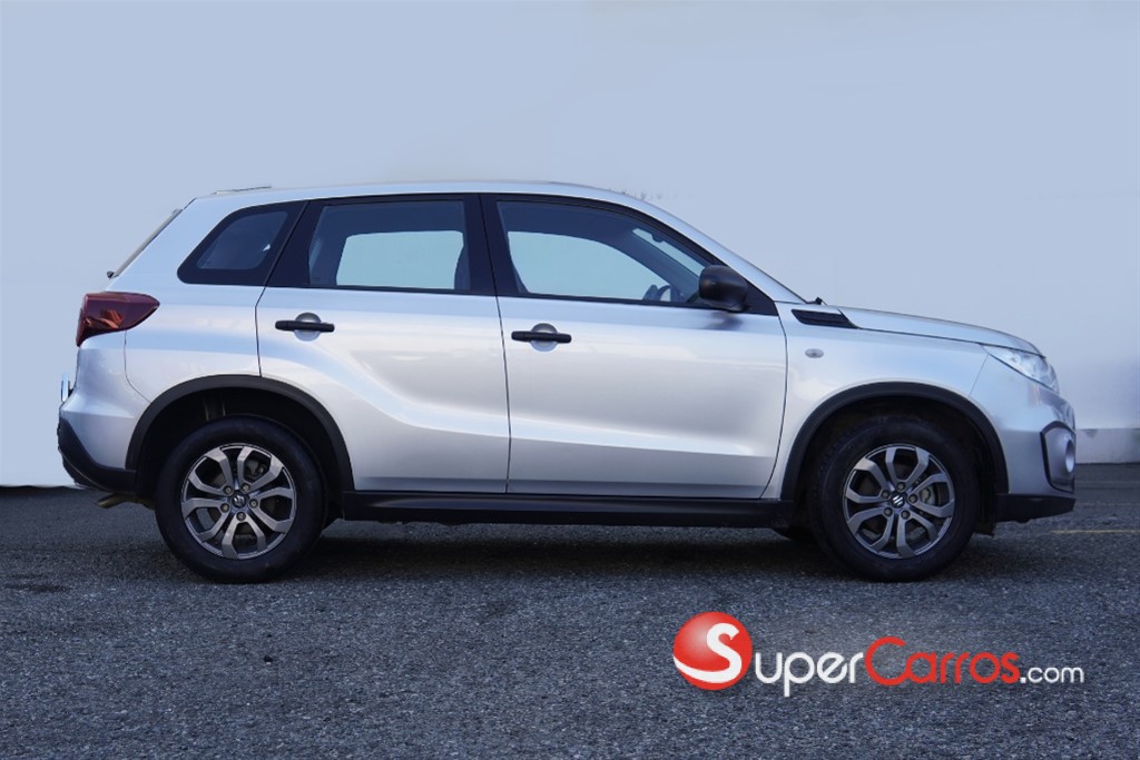 2023 Suzuki Vitara GL — foto 2 / 12
