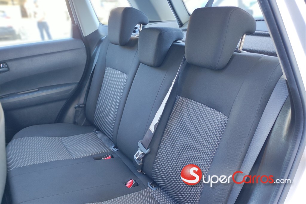 2023 Suzuki Vitara GL — foto 11 / 12