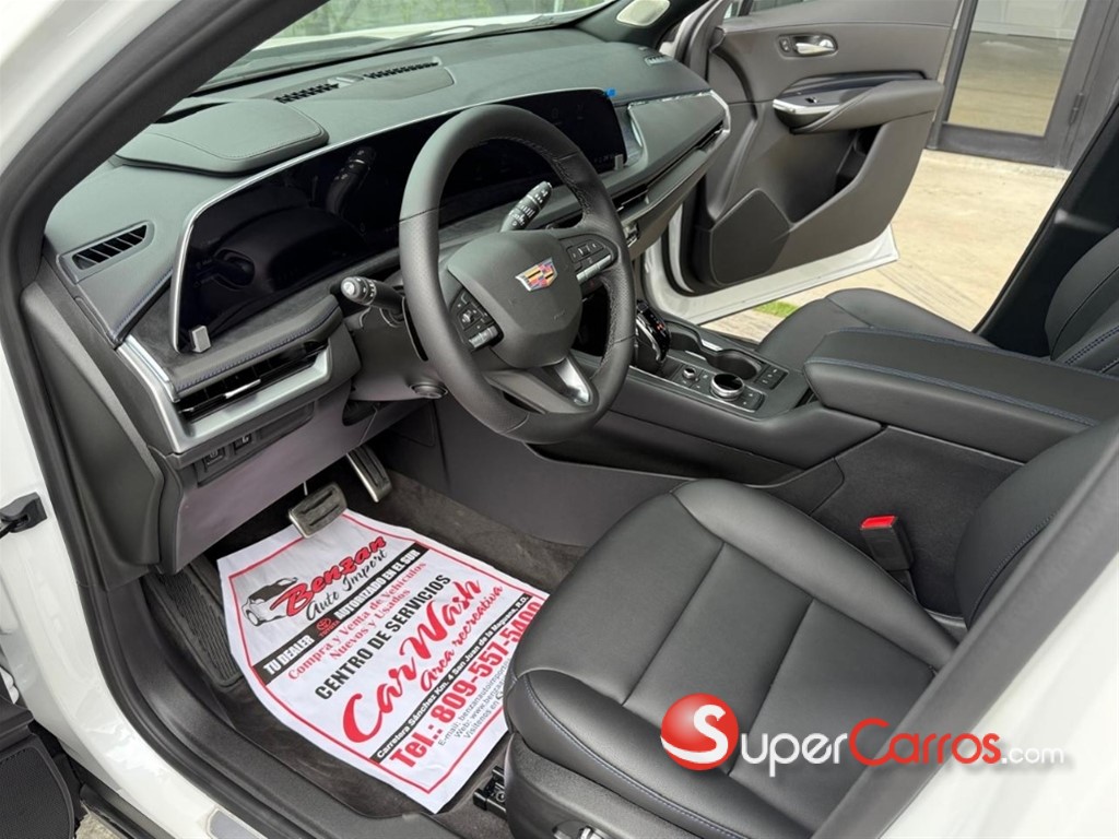 2025 Cadillac XT4 350 T — foto 7 / 10