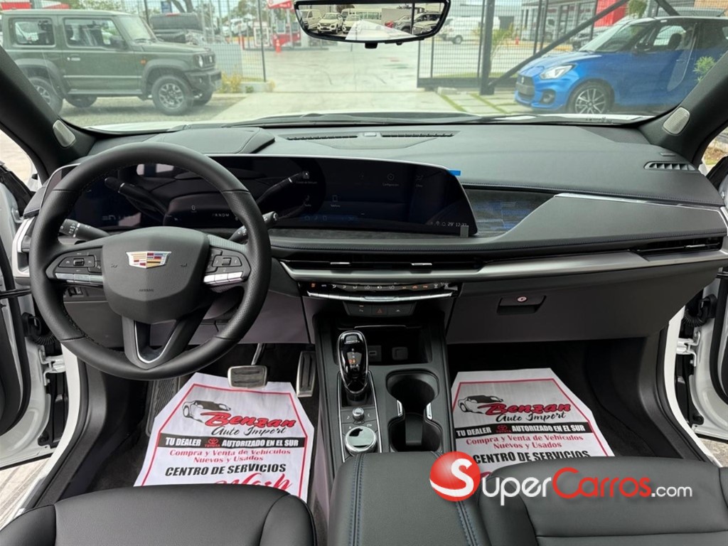 2025 Cadillac XT4 350 T — foto 9 / 10