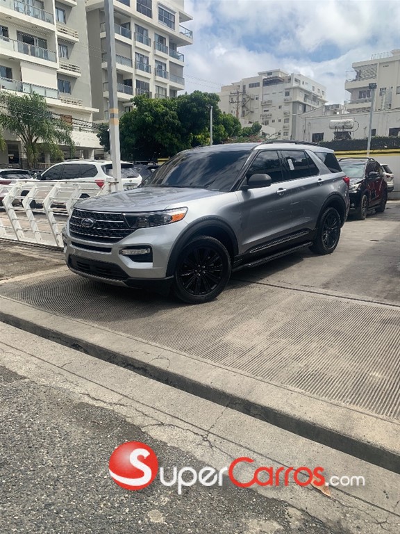 2020 Ford Explorer XLT 4WD