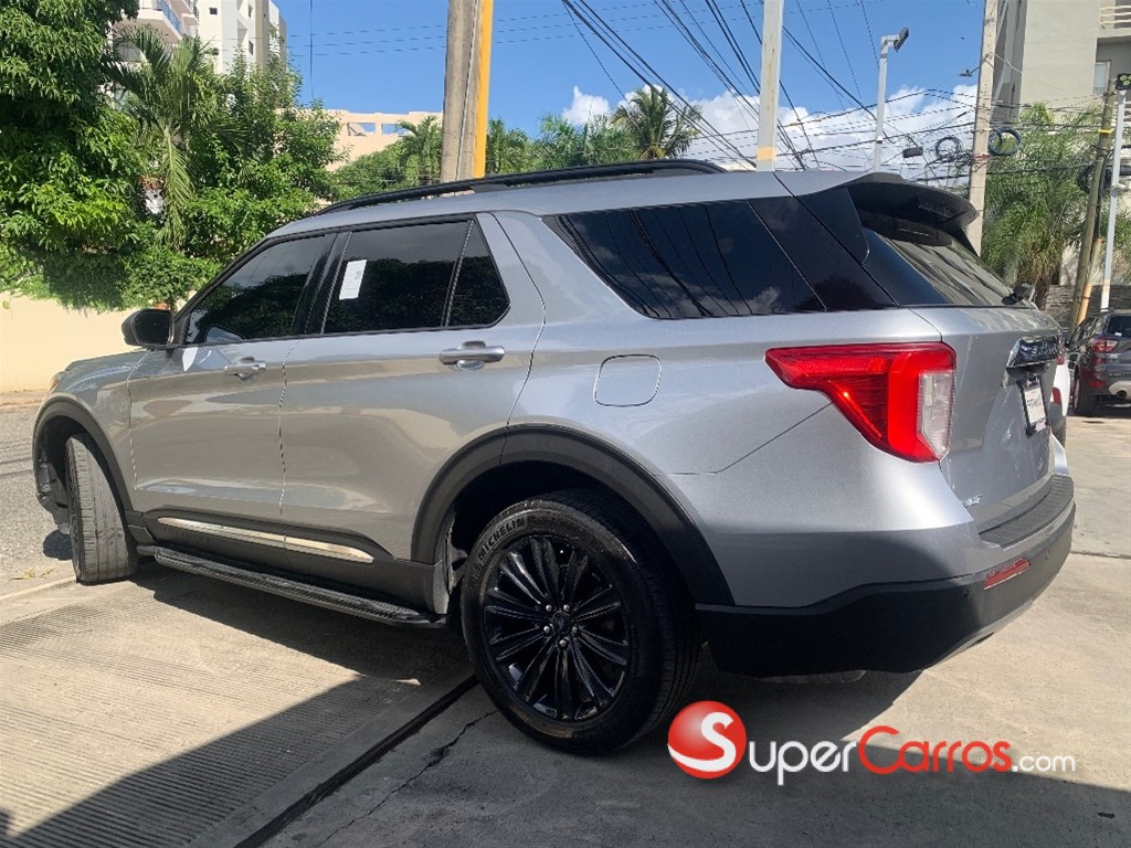 2020 Ford Explorer XLT 4WD — foto 3 / 12