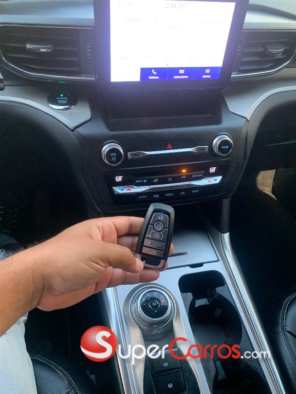 2020 Ford Explorer XLT 4WD — foto 5 / 12