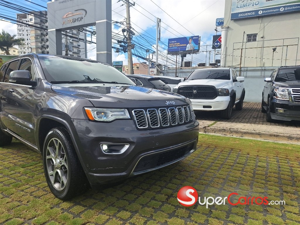 2018 Jeep Grand Cherokee Limited — foto 12 / 12