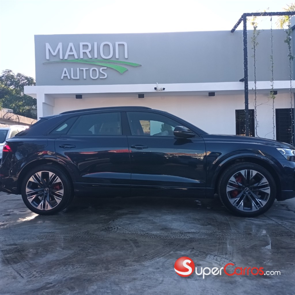 2025 Audi Q8 SLINE QUATRO PRESTIGE — foto 2 / 12