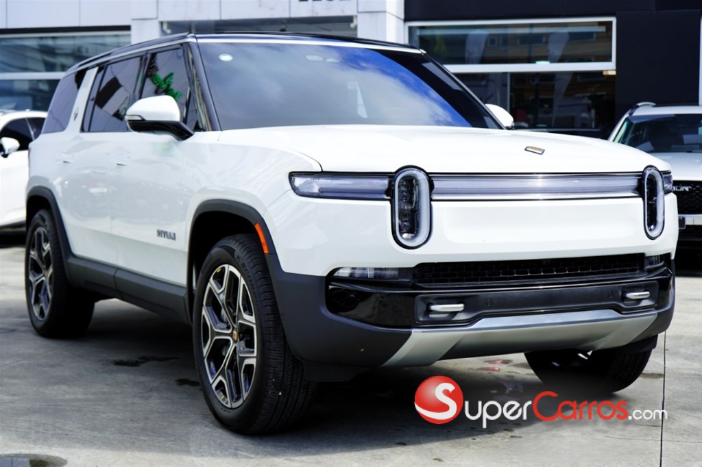 2025 Rivian R1S — foto 2 / 12