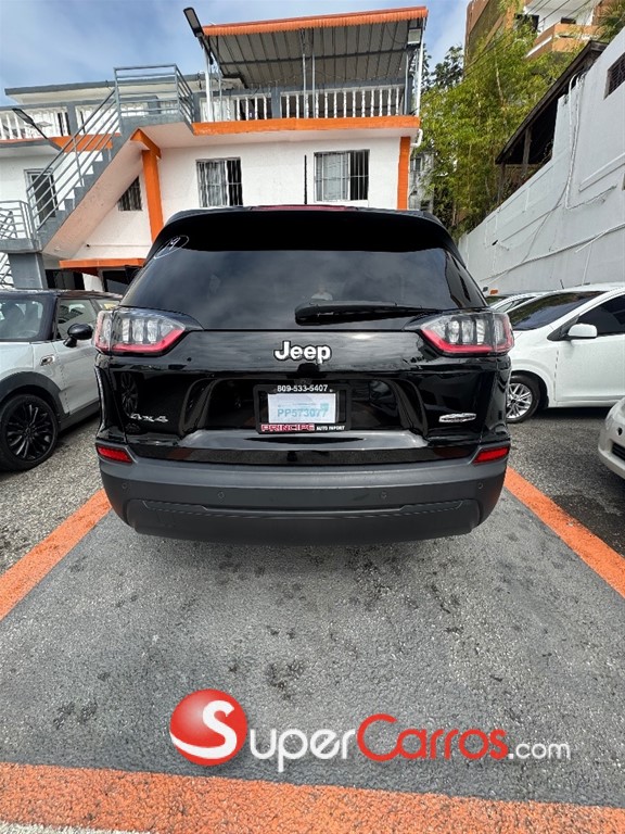 2019 Jeep Cherokee Latitude — foto 9 / 9