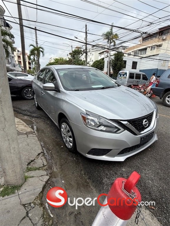 2019 Nissan Sentra — foto 6 / 11
