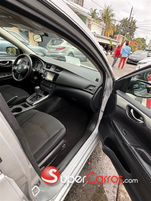 2019 Nissan Sentra — foto 7 / 11