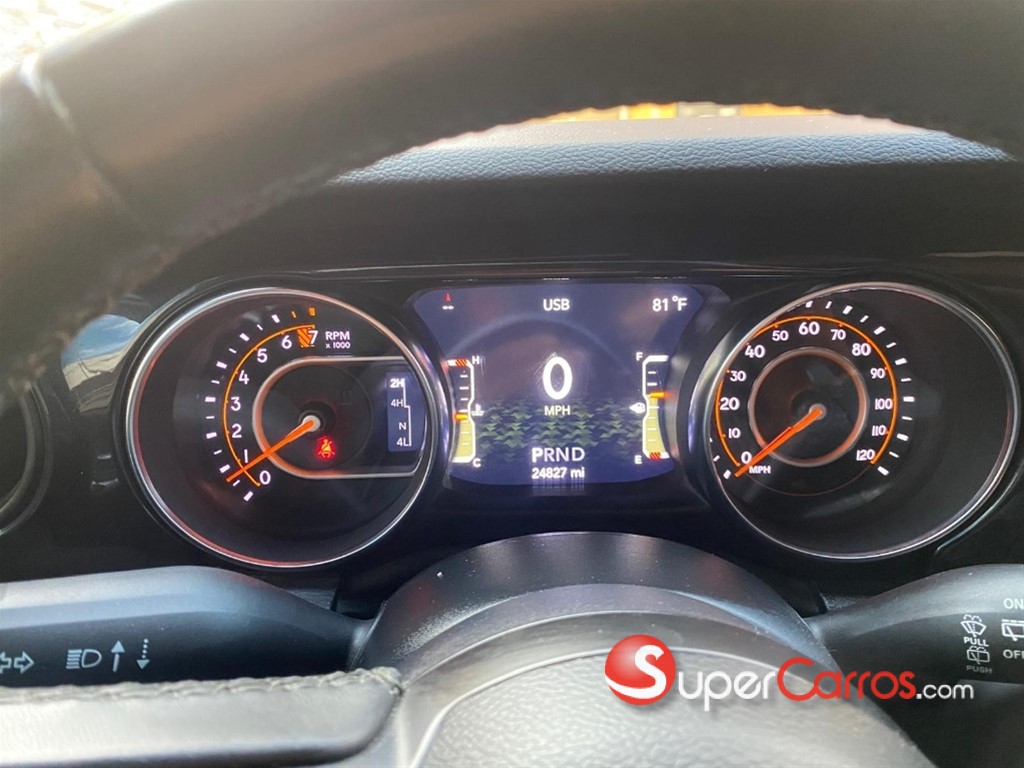 2021 Jeep Wrangler Unlimited — foto 10 / 11