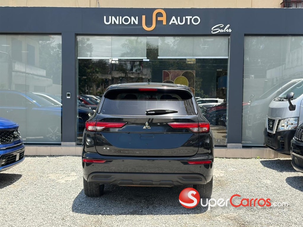 2022 Mitsubishi Motors Outlander Sport — foto 6 / 10