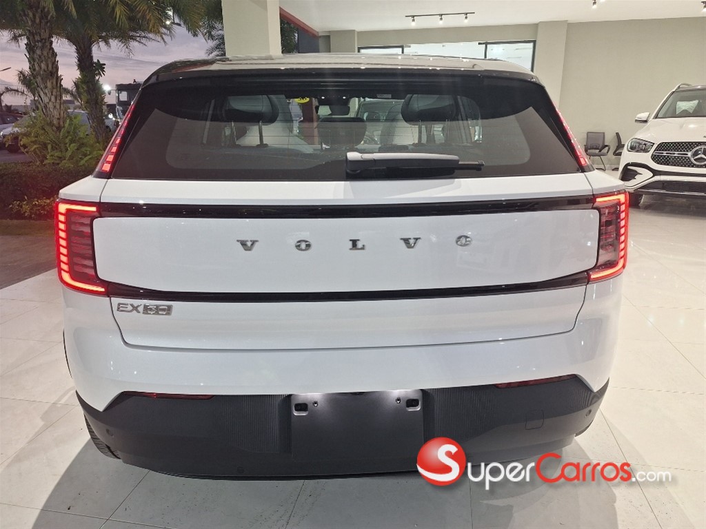 2025 Volvo EX30 ULTRA — foto 3 / 9