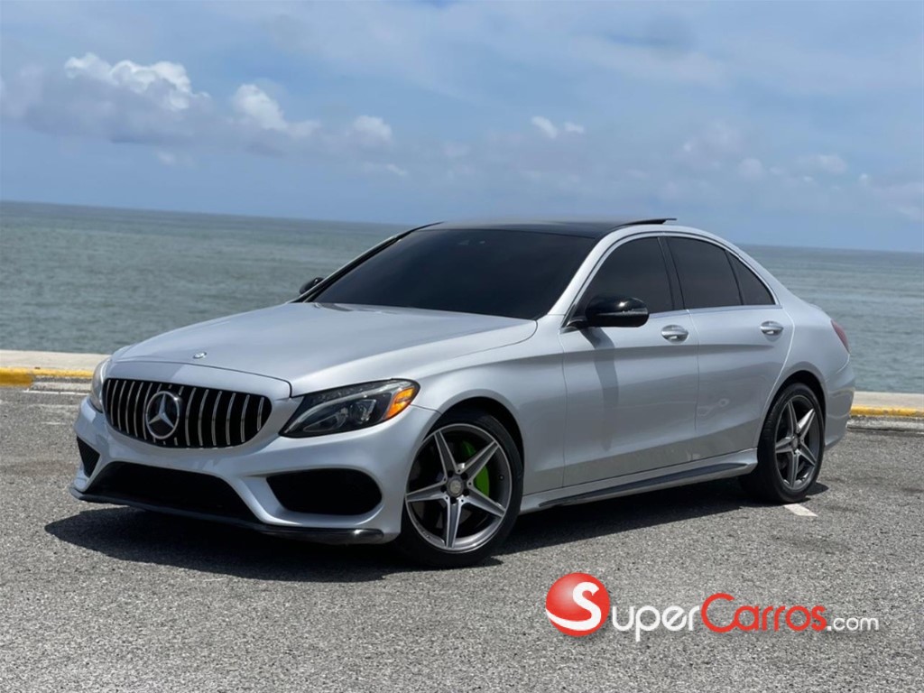 2016 Mercedes-Benz Clase C 300 4 Matic