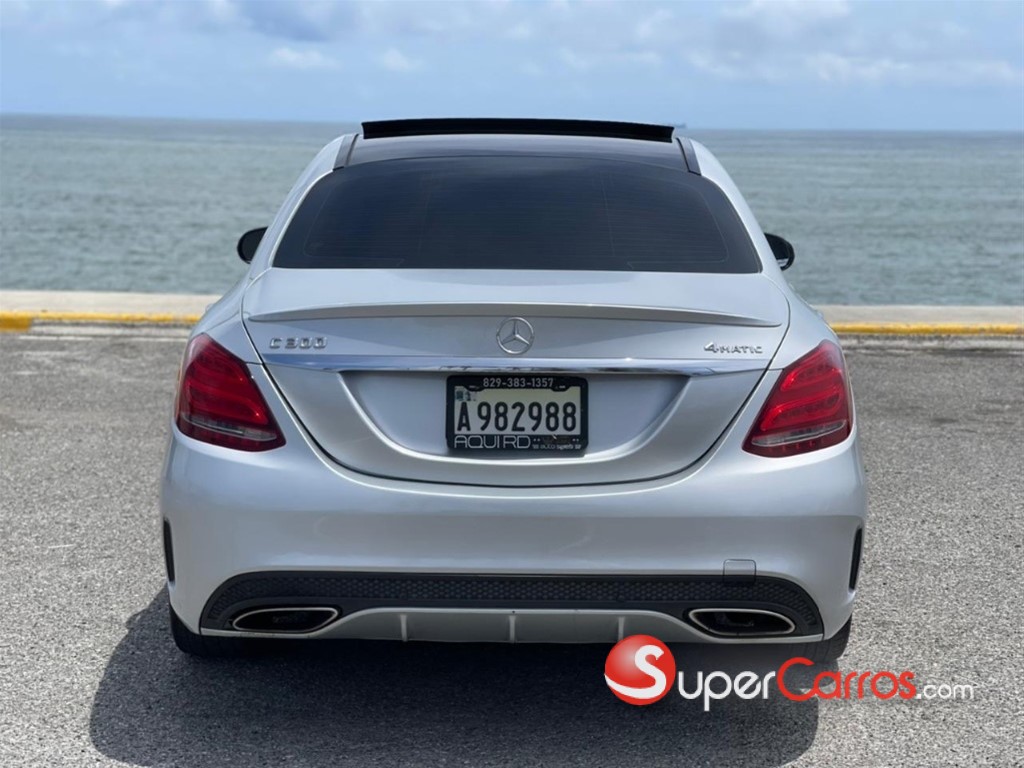 2016 Mercedes-Benz Clase C 300 4 Matic — foto 5 / 10
