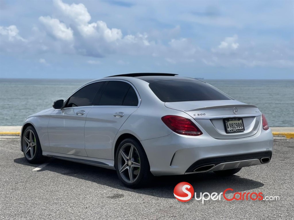 2016 Mercedes-Benz Clase C 300 4 Matic — foto 6 / 10