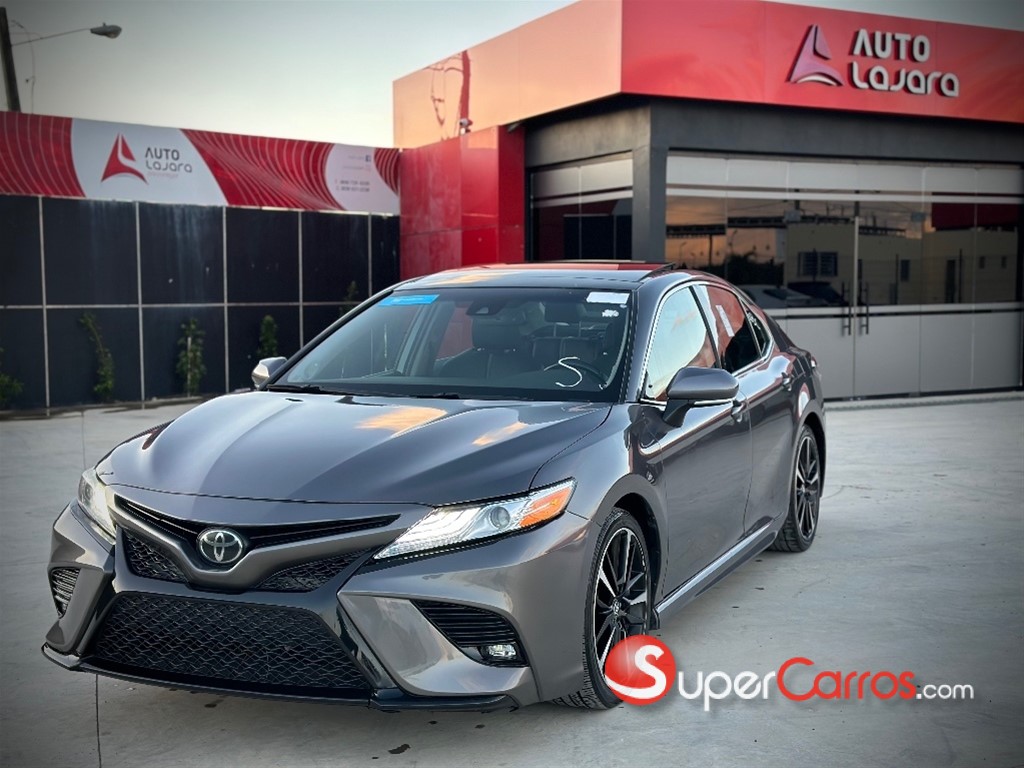 2019 Toyota Camry XSE