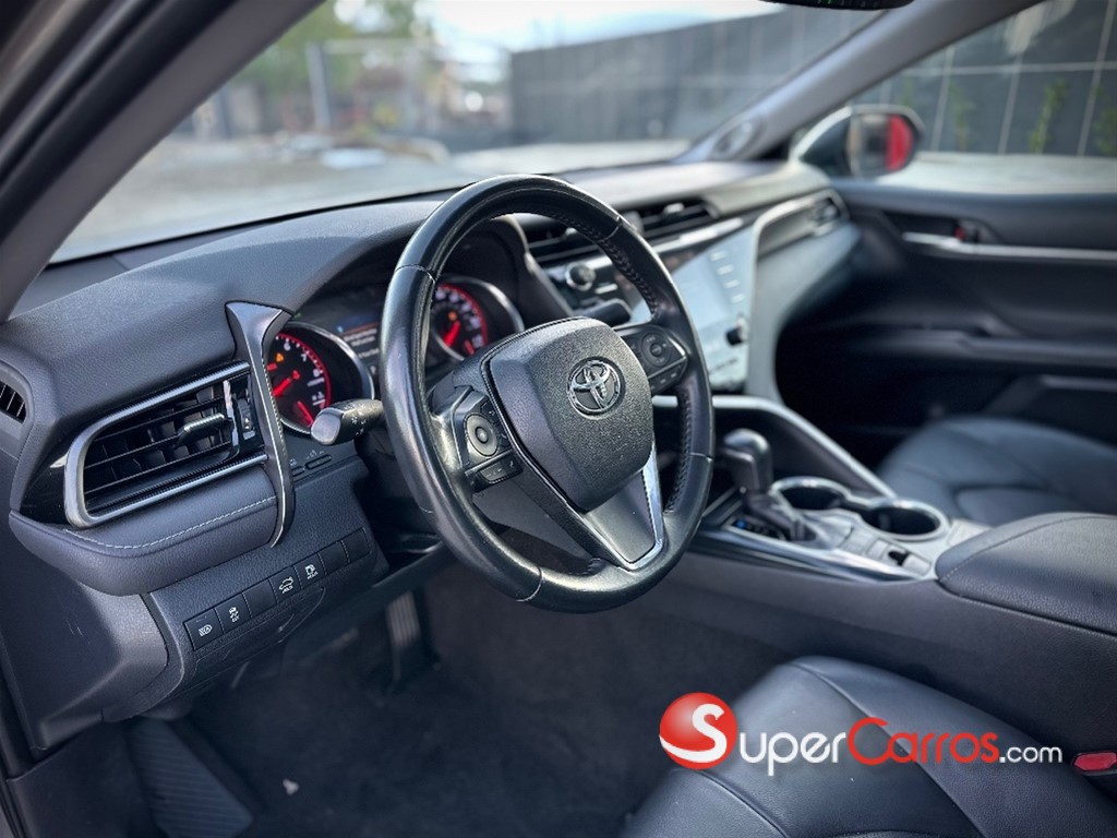2019 Toyota Camry XSE — foto 8 / 11