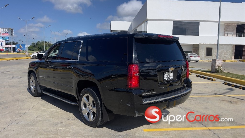 2017 Chevrolet Suburban Premier — foto 7 / 12