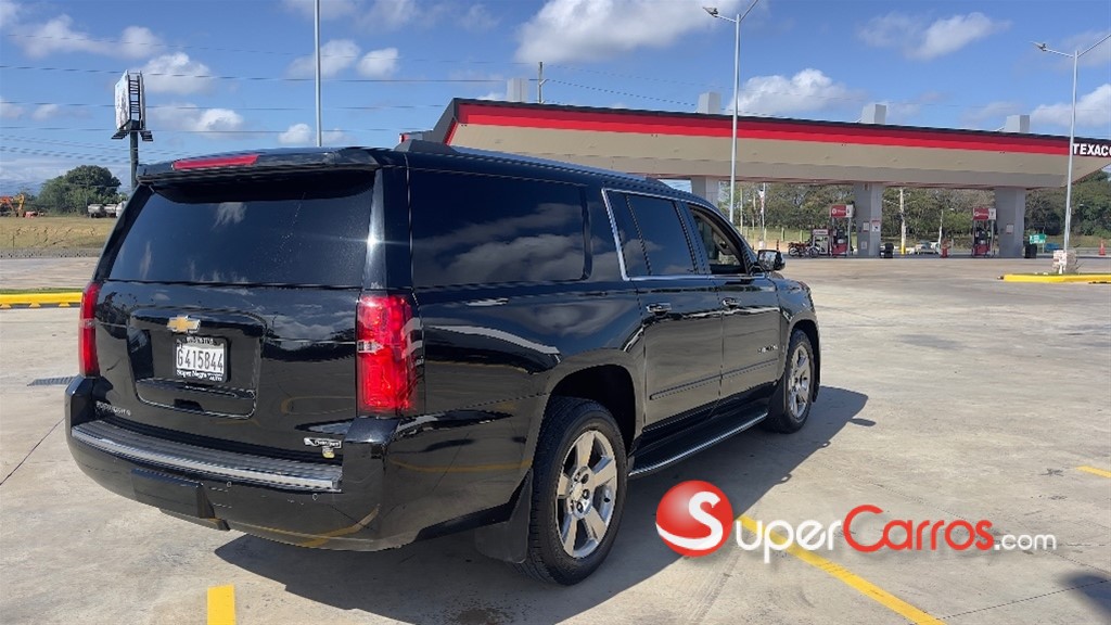 2017 Chevrolet Suburban Premier — foto 9 / 12