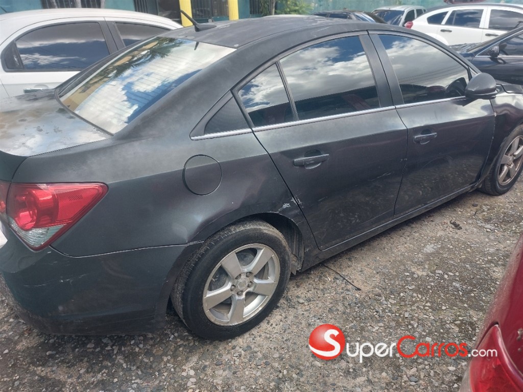 2013 Chevrolet Cruze LT — foto 5 / 6