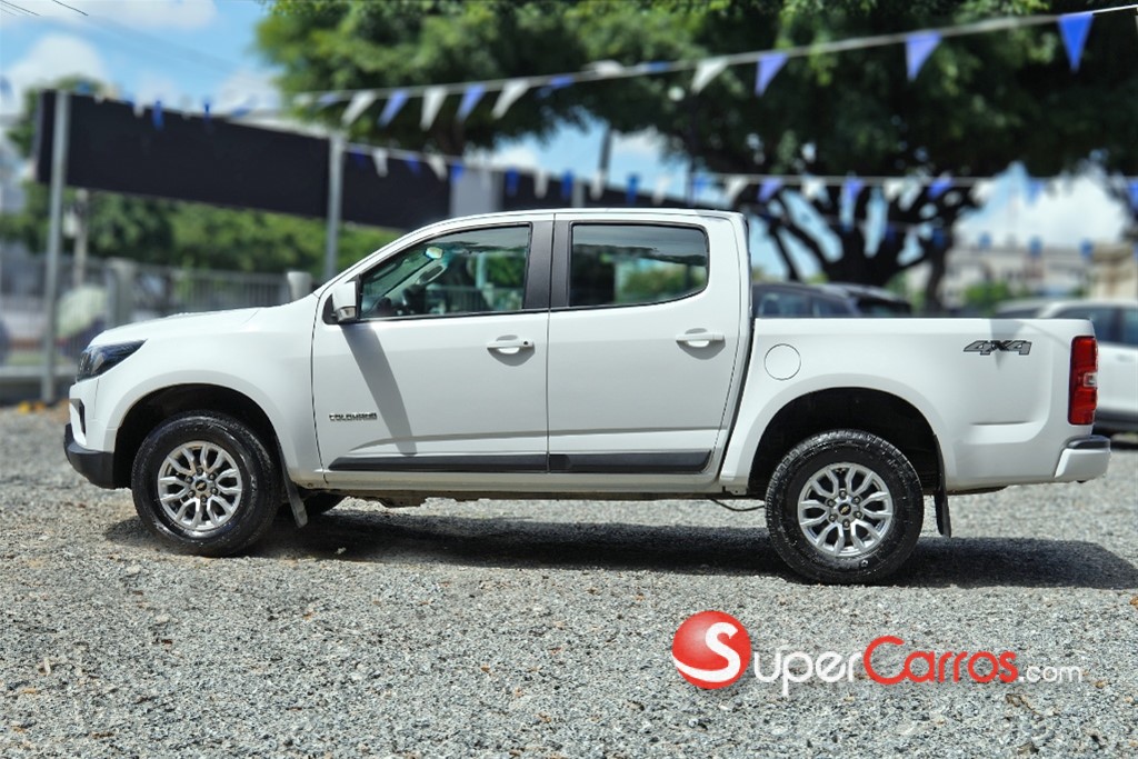 2023 Chevrolet Colorado LT — foto 3 / 9