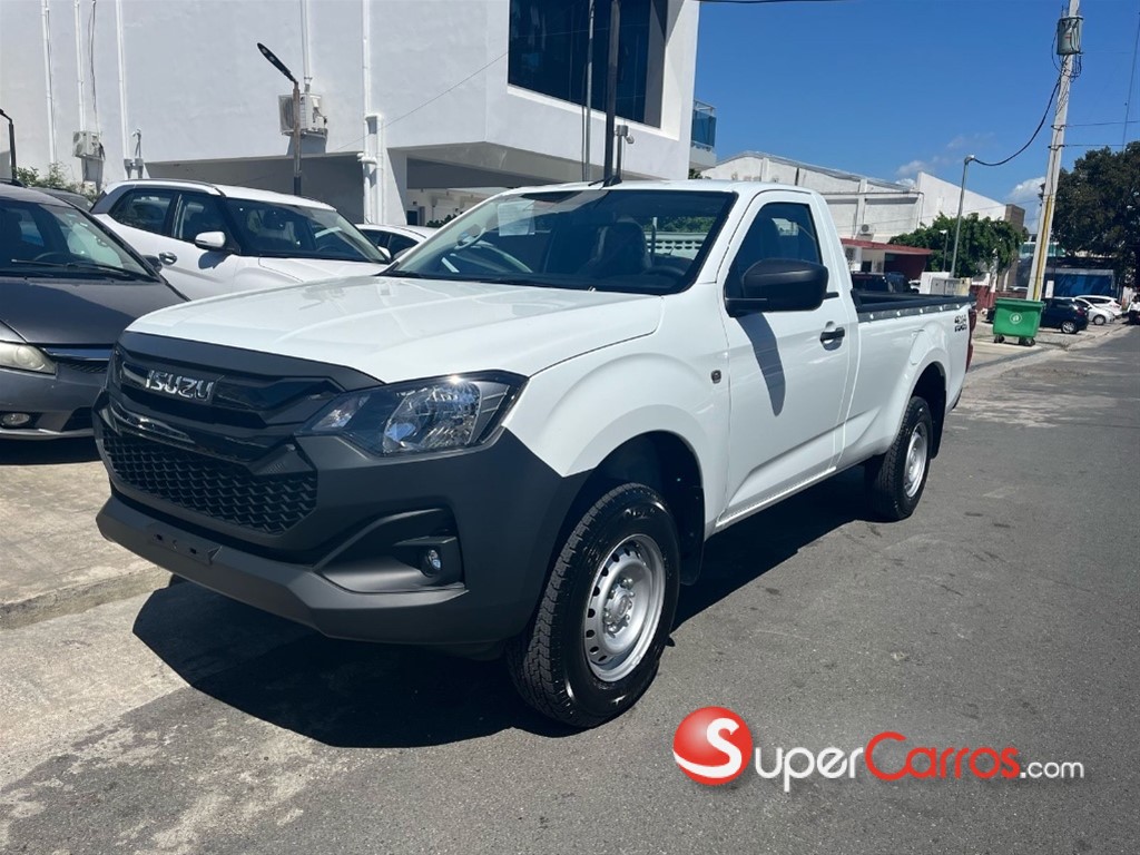 2025 Isuzu DMAX