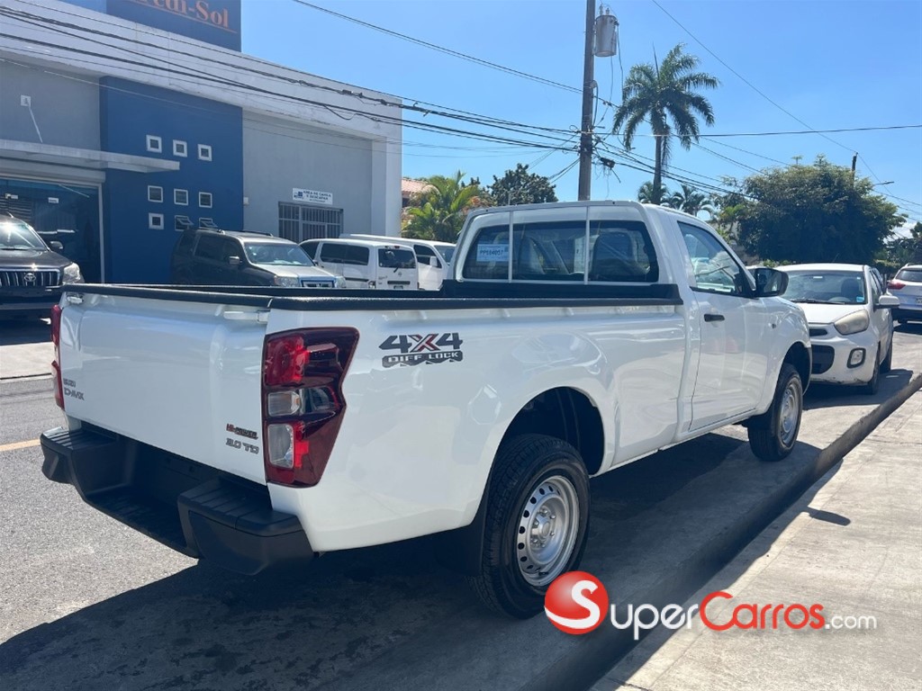 2025 Isuzu DMAX — foto 5 / 12