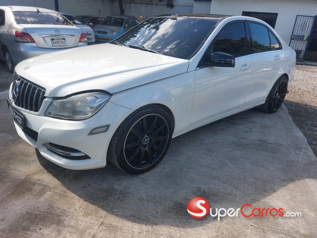 2012 Mercedes-Benz Clase C 300 Sport — foto 3 / 7