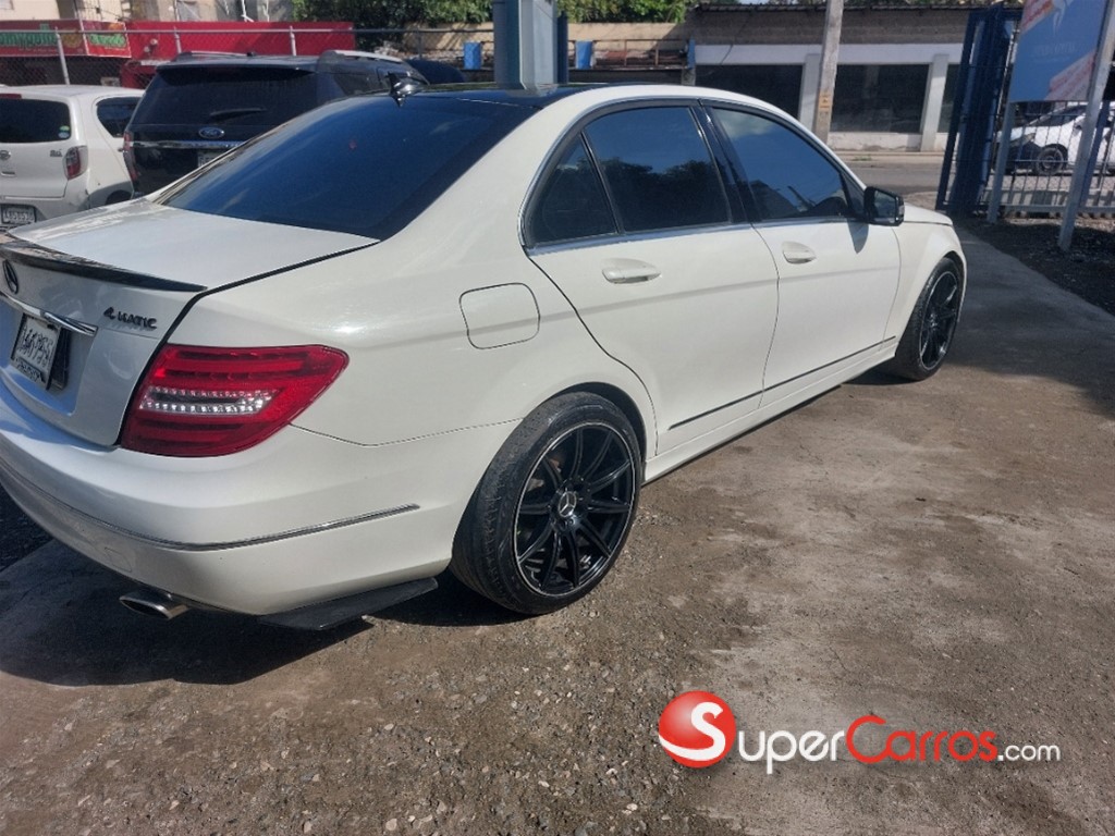 2012 Mercedes-Benz Clase C 300 Sport — foto 4 / 7