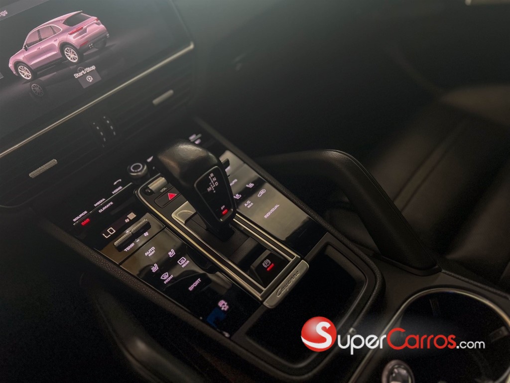 2019 Porsche Cayenne — foto 12 / 12