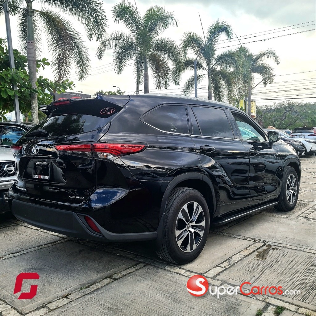 2022 Toyota Highlander XLE — foto 7 / 10