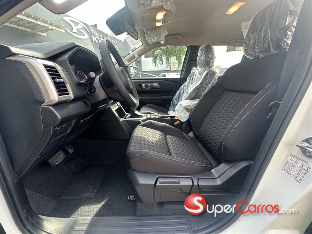2025 Mitsubishi Motors L 200 — foto 7 / 12