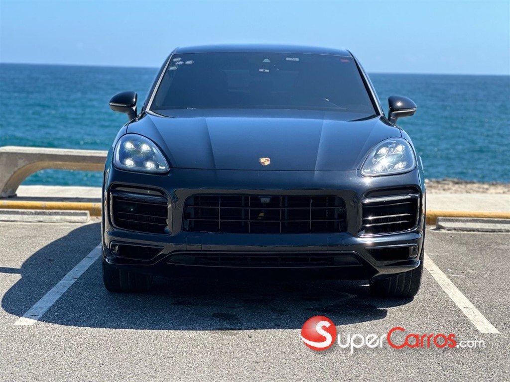 2020 Porsche Cayenne Coupe — foto 2 / 9