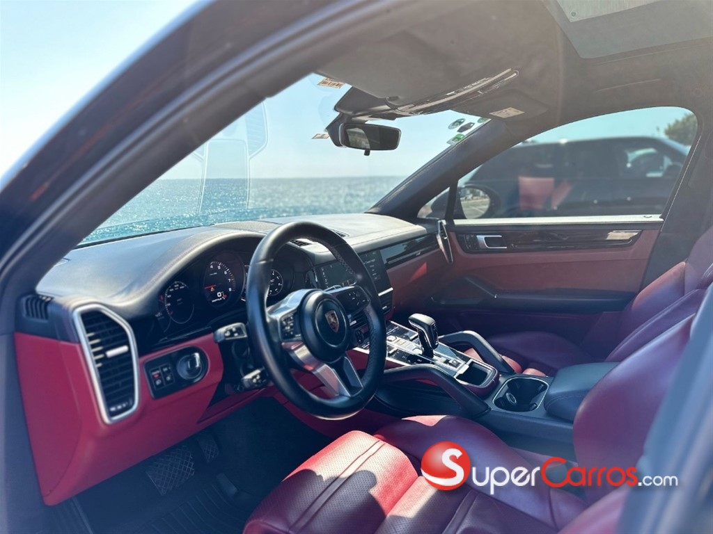2020 Porsche Cayenne Coupe — foto 4 / 9